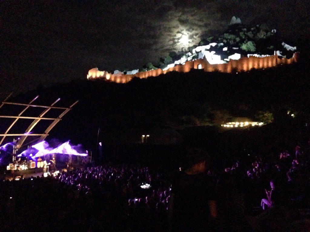 Exceptionnel #CrussolFestival ce soir MERCI <a href="/Zaz_Official/">Zaz</a> <a href="/OrangeBlossomFr/">Orange Blossom</a> <a href="/boulevardesairs/">boulevardesairs</a> avec <a href="/CASudRhoneAlpes/">Crédit Agricole Sud Rhône Alpes</a>