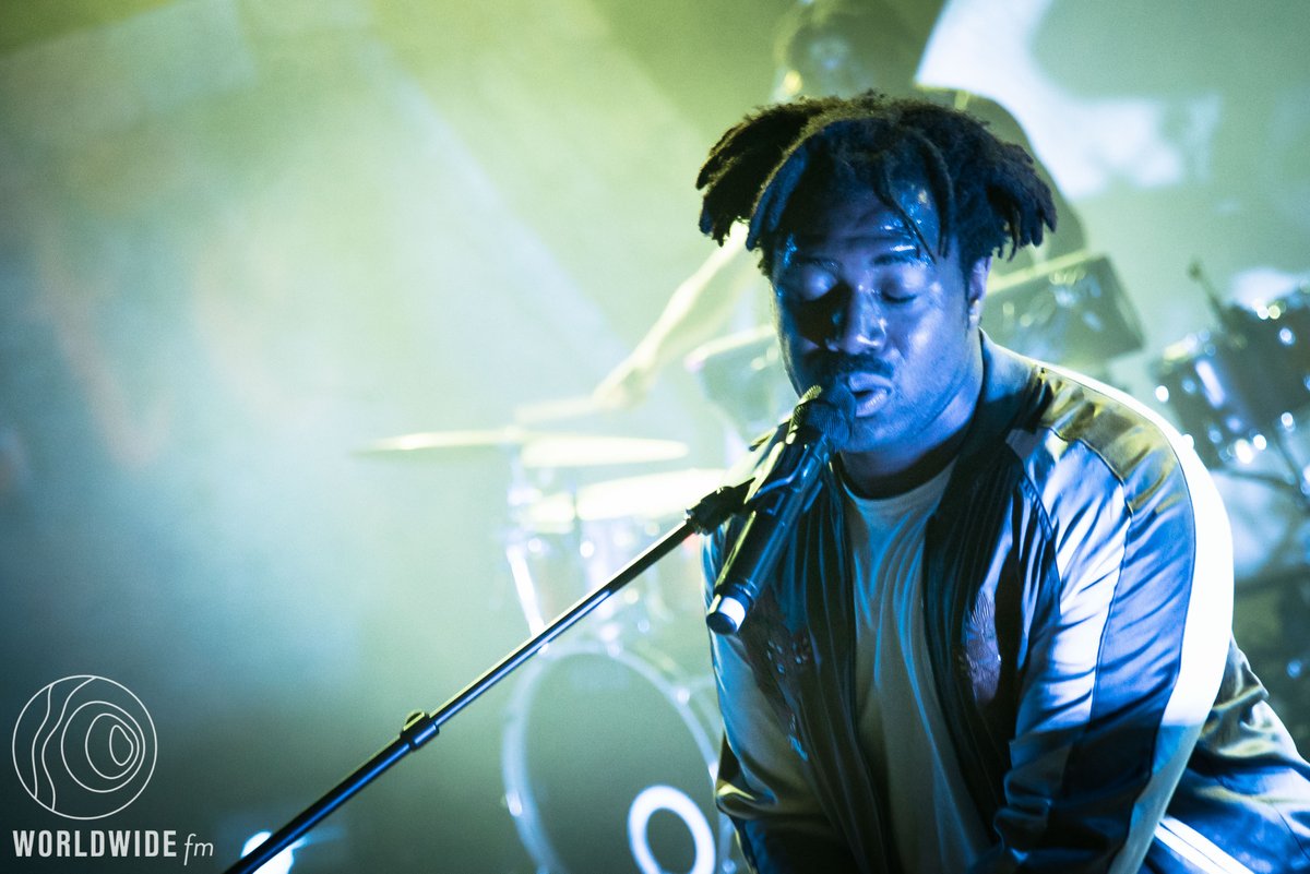 .<a href="/sampha/">Sampha</a> gives a breathtaking closing live performance for <a href="/WfSete/">wfsete</a> 2017. Listen live → wrldwd.fm/Theatre7