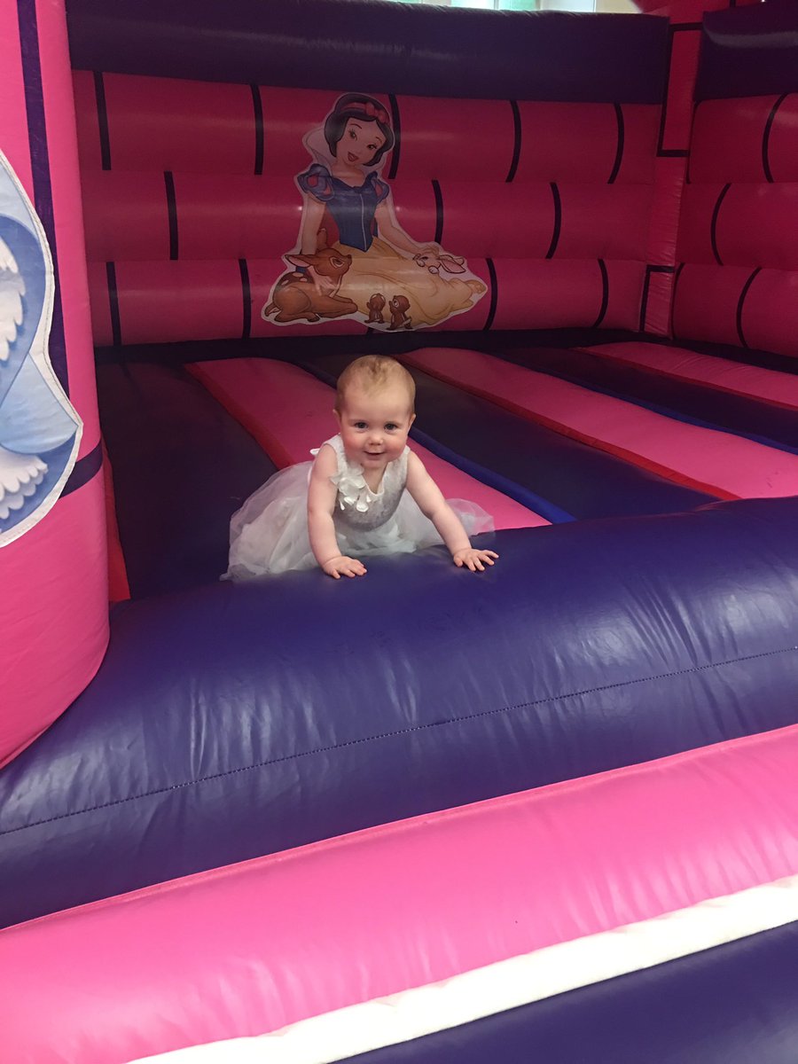 scotinflatables's tweet image. Here was one of our smallest bouncers this afternoon at our fun day! #inflatables #funday #kilmarnock