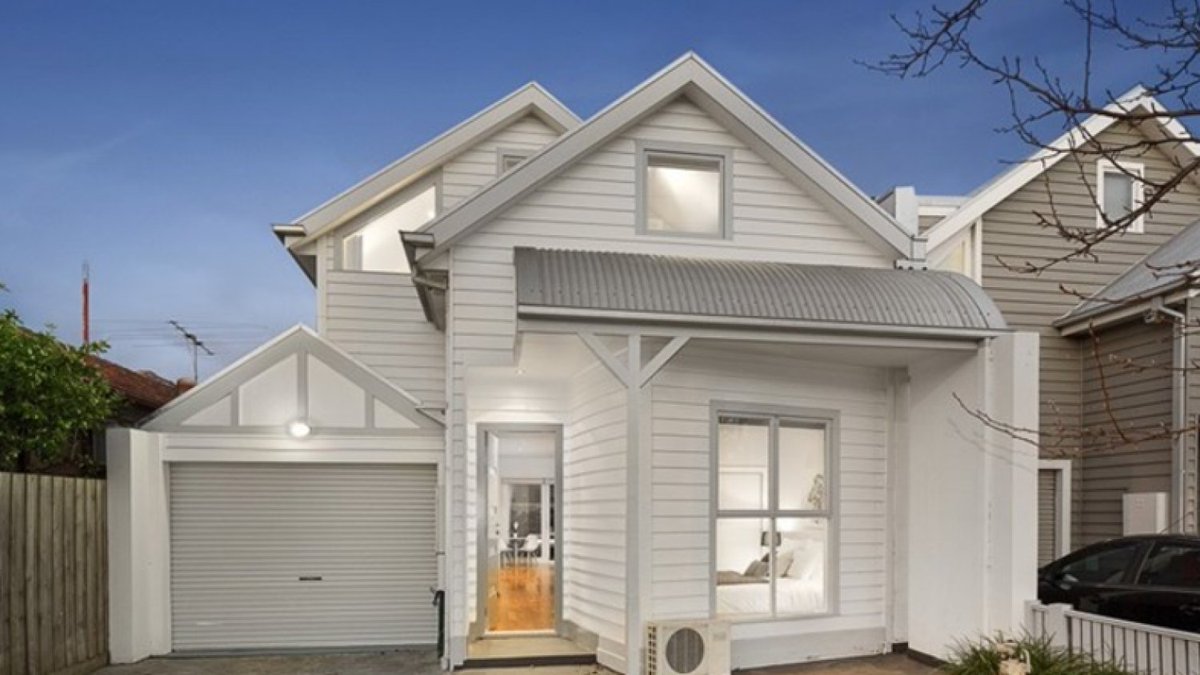 wendy_moore's tweet image. RT #Melbourne #auctionmarket still strong despite drop in #buildingactivity. @_Amalain 
domain.com.au/news/melbourne…