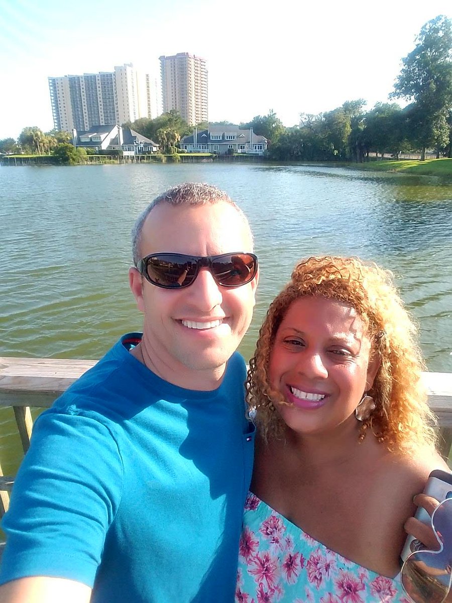 asiavasquez05's tweet photo. Relax w/ Hubby💘💘💘 https://t.co/WNPddgM449