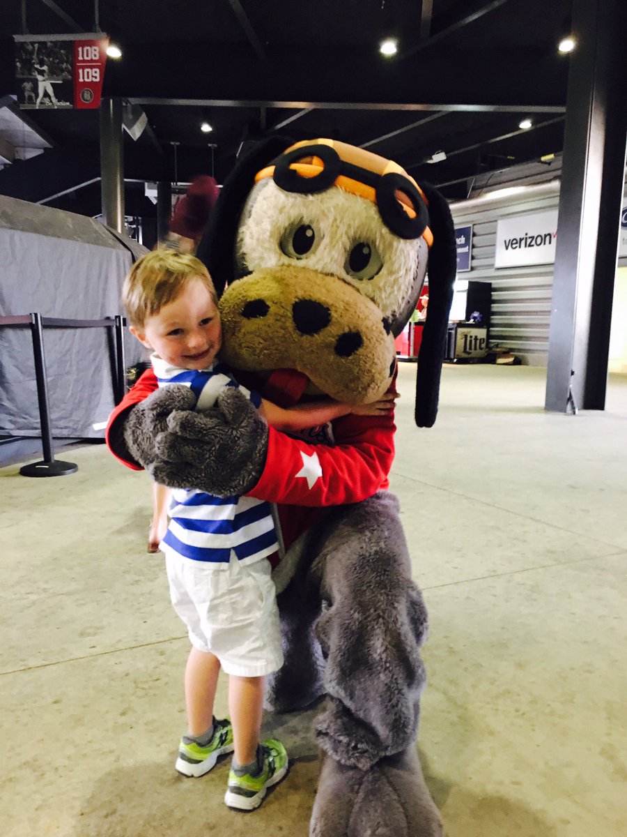 HarmonyWx2023's tweet photo. #BarkInThePark was a hit! And #BabeRuff posed with my sweet Angelo😍😍😍 #Ilovebaseball #GoBarons #momlife https://t.co/yBZL2GOLVx