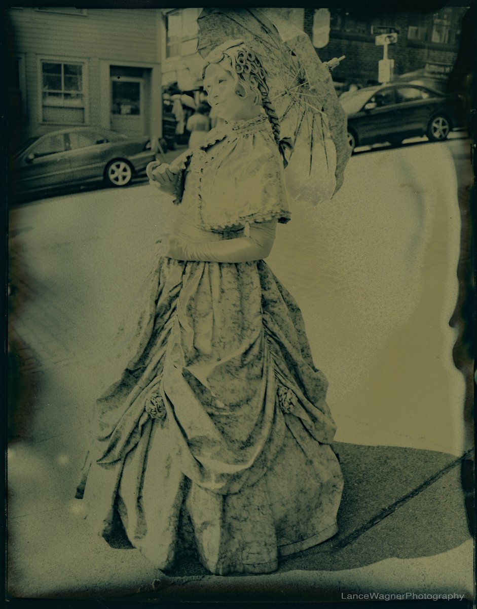 wgnrphotography's tweet photo. #statueperformer #DryPlate #TinType #4x5largeformat #photography #monochrome #Analog #graflexcamera
#PikePlaceMarket #streetphotography https://t.co/EGEtWpTJDK
