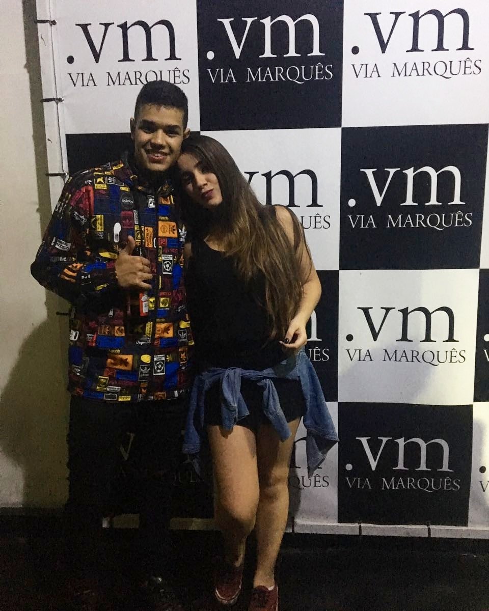 lucasalexgs's tweet photo. Parcinha rolezeira, amo forte! @thayfz  #semclubismo #festinhadamack #vooa https://t.co/Z1VfBK3Oma