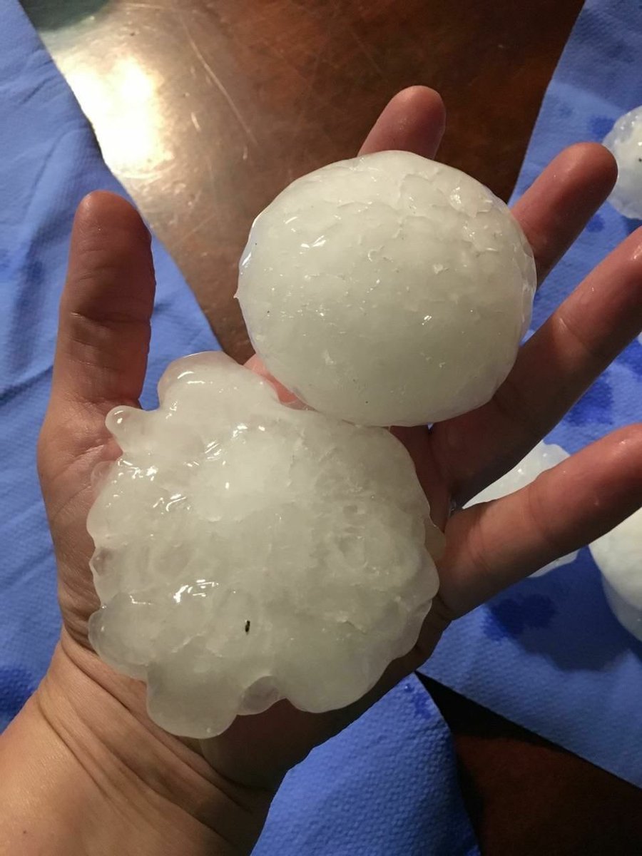 PortnerJason's tweet photo. So much for #crop17 will get a look at the damage tomorrow. 20+ minutes w/another front coming #whitecombine #tryagainnextyear https://t.co/GmvRanITKI