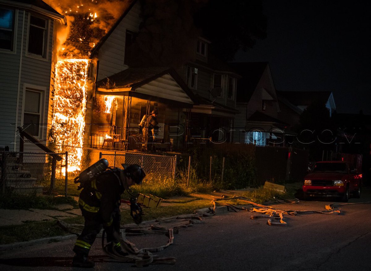 kdwfirephotos's tweet photo. Started browsing my photos from last weeks annual 4th of July trek to Detroit. Here's a few preview photos @ctfirephoto #1DC #ChiefHaley https://t.co/m8R3Sfynao
