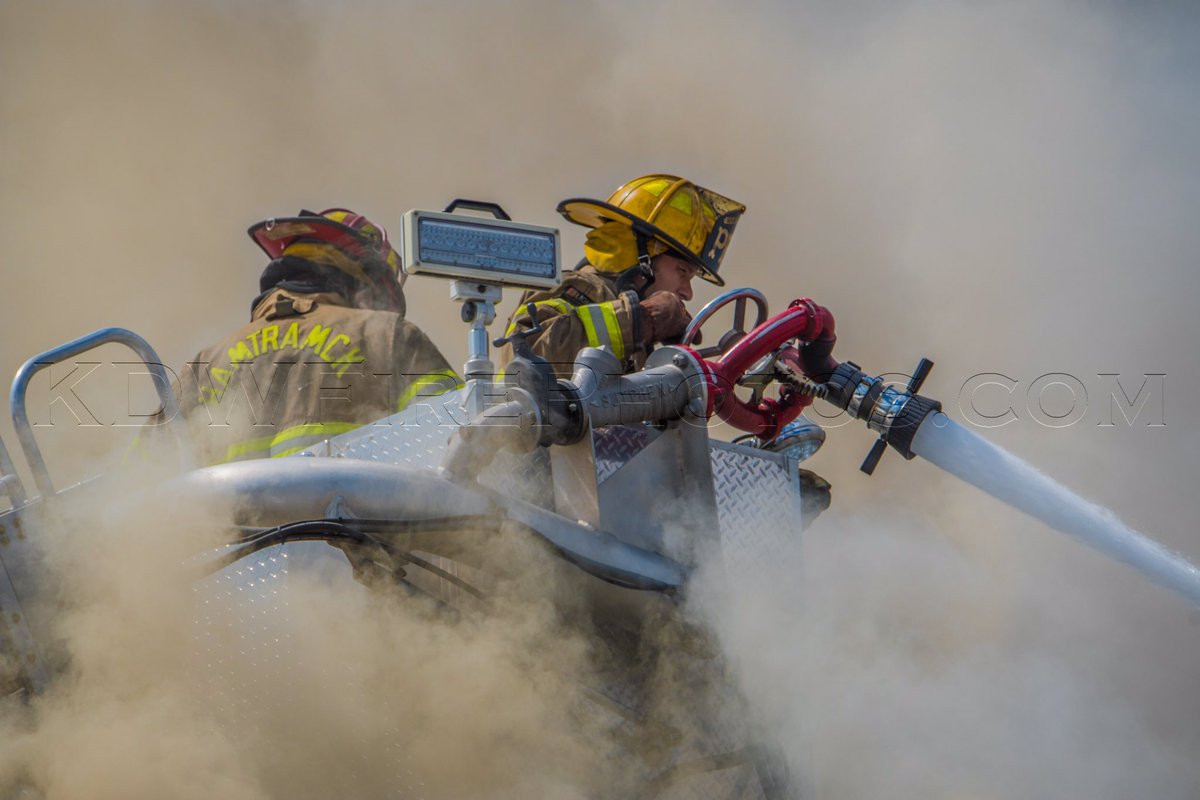 kdwfirephotos's tweet photo. Started browsing my photos from last weeks annual 4th of July trek to Detroit. Here's a few preview photos @ctfirephoto #1DC #ChiefHaley https://t.co/m8R3Sfynao