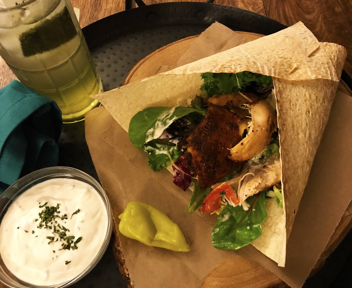 CutdaCarb's tweet photo. Foot long Wrap,only 9grams carbs!.. #lowcarb #keto #ketogenicdiet #ketodiet #ketofood #AtkinsDiet #lowcarbs #healthyfood #powerwrap https://t.co/q21cu3vG5w