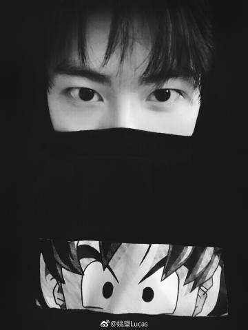hello__1332's tweet photo. 하늘에서 구멍 뚫린것같아,,,오늘 워료일도 ���들보고  쨔요합시다💪❣ https://t.co/Iph5OpqBf7