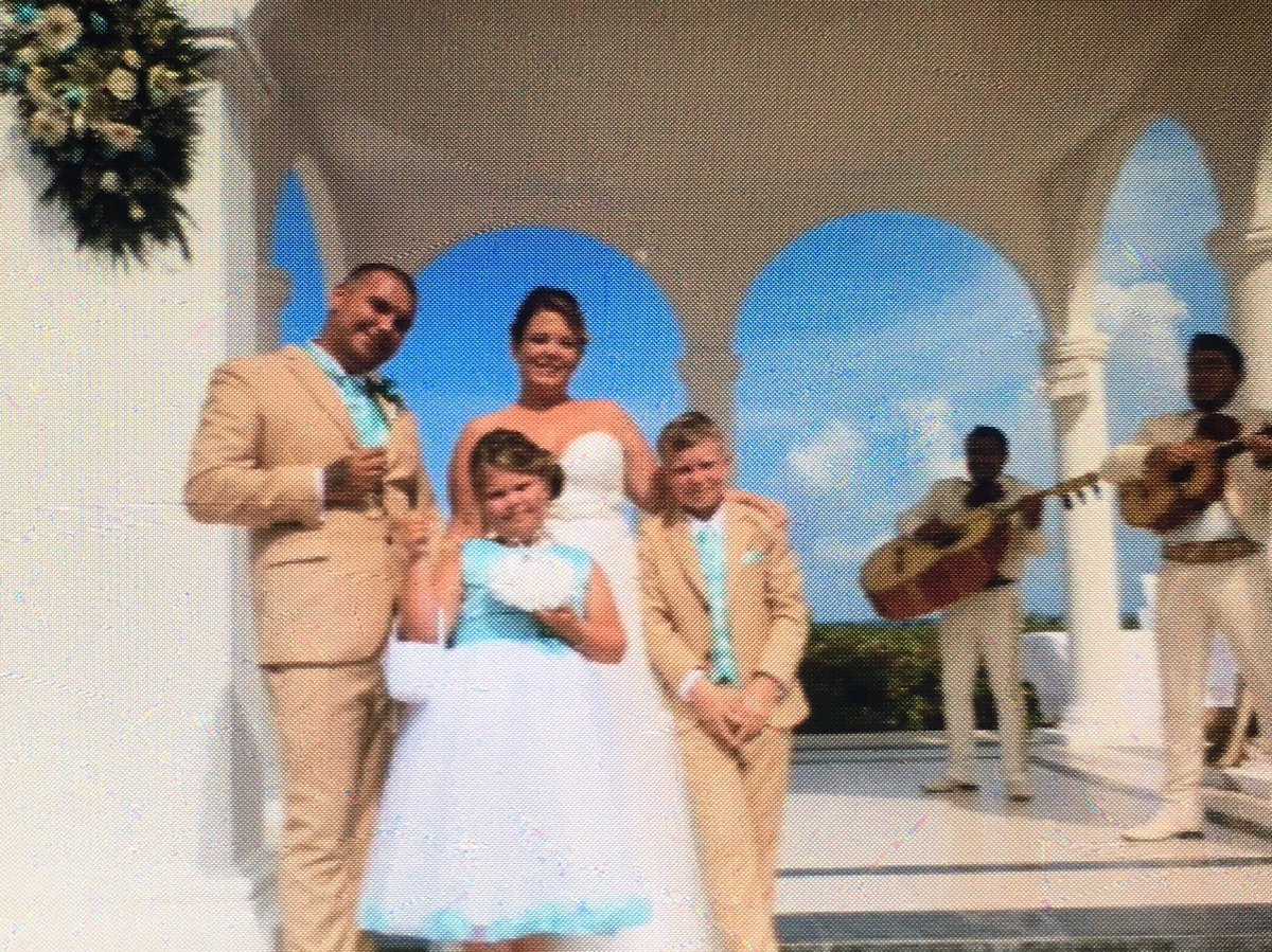 NorthoverDean's tweet photo. #wedding #mexico #GrandBahiaPrincipe #SpecialDay https://t.co/7fql0wFsNG