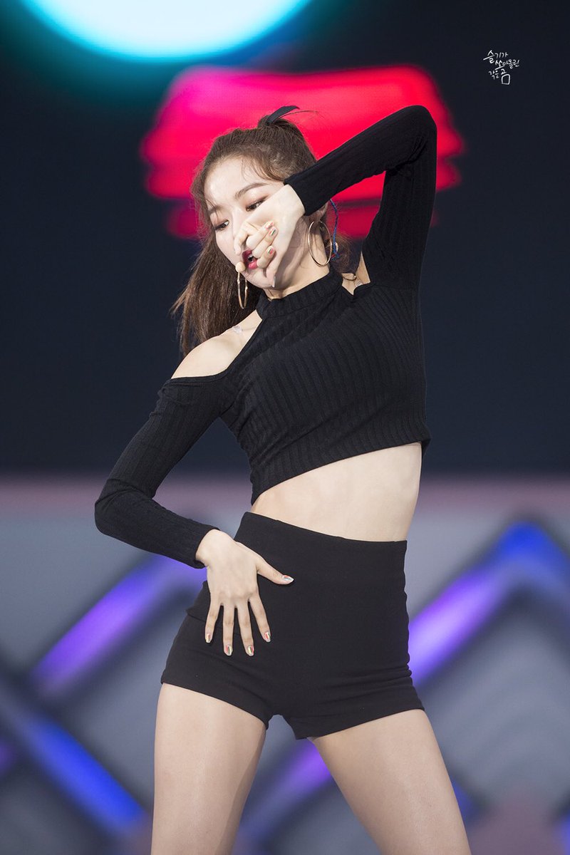 KANGSGLOOKS's tweet photo. https://t.co/9MYA7A0zkY
