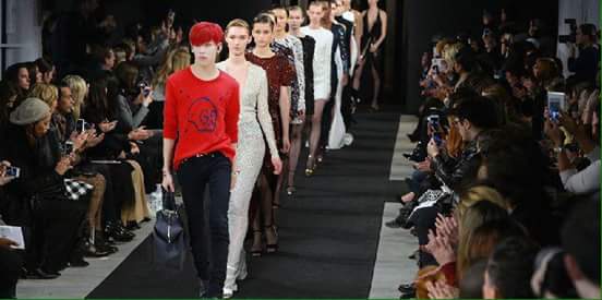 VALENTIN_my_'s tweet photo. @BamBam1A bien fashion el BamBam jeje saludos desde México https://t.co/MKp9HCYt7C