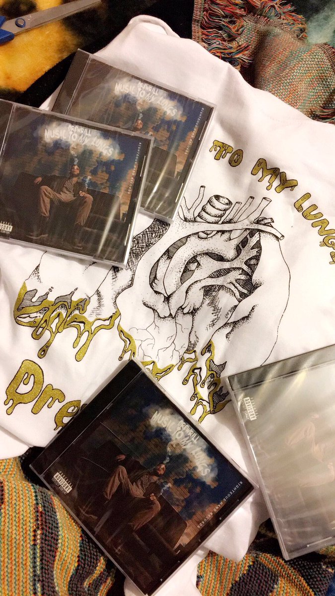 JayyFinnegan's tweet photo. Love love love this. Thank you so much @DrewRill 😘 support the talent. #righteoushand https://t.co/BzrjQbUh4S