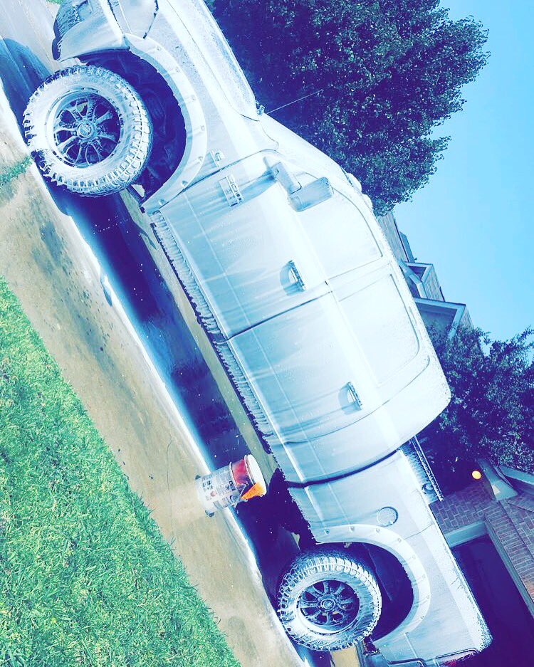 Tanner2cain's tweet photo. get ur vehicle detailed by me more affordable than anybody you know and Im better I wash,wax,polish and interior cleaned you want it i do it https://t.co/eZz2NYb3zI
