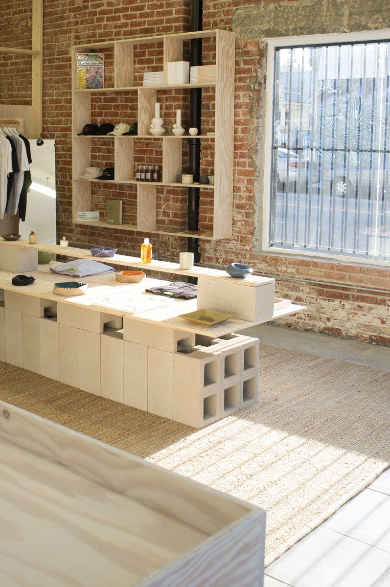 GQStyle's tweet photo. Inside the A.P.C. of head shops https://t.co/eLgNgjBSuM https://t.co/3y41H5qjEZ