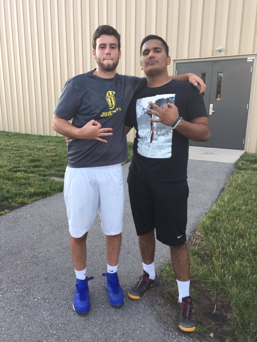bigballerhoops's tweet photo. Christian Cupello stands out tonight with league record 32 points, followed by Team Captain Gurnaz Waraich with 7. (Cerasuolo [JB] with 19) https://t.co/c3A87PEczQ