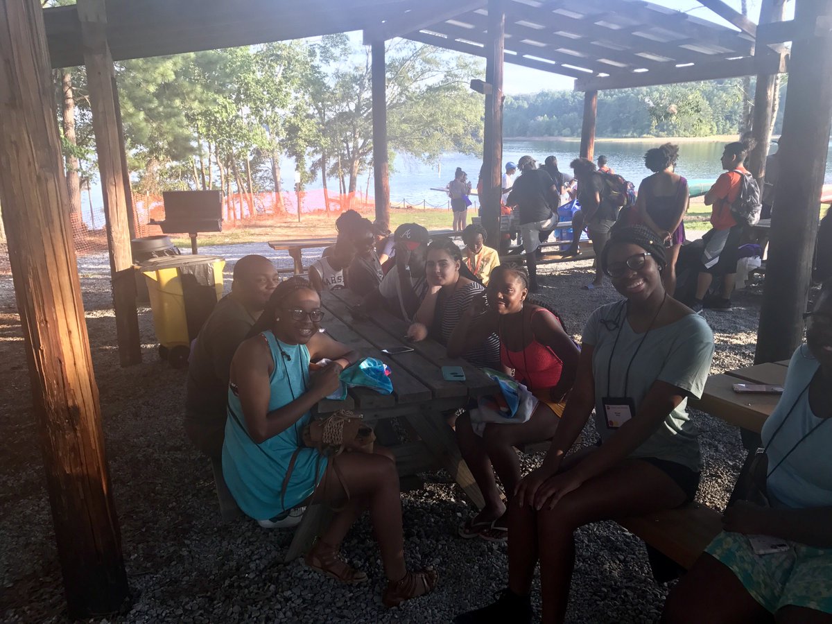 CCW_Clemson's tweet photo. Our campers had a wonderful time kicking off CCW at Y Beach this evening! Games, fun, laughter, and don’t forget pizza! #2017CCW https://t.co/omzyThRj0n
