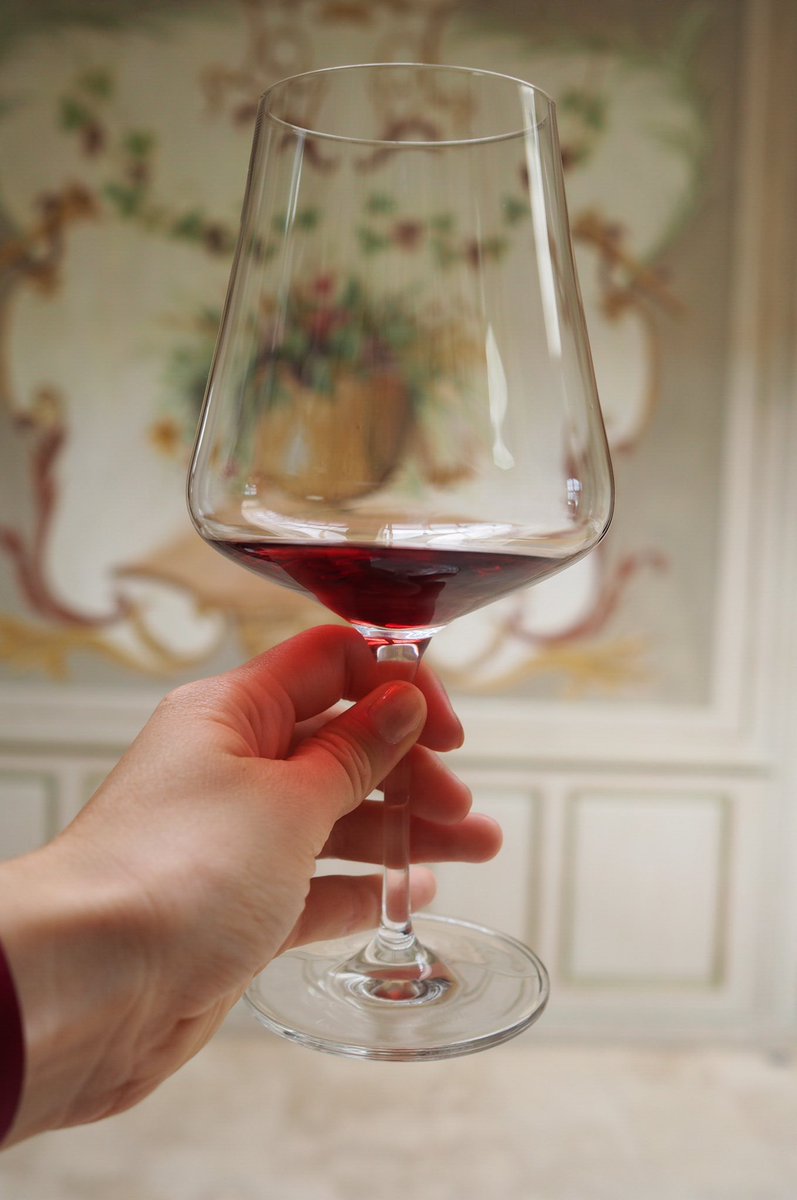 JlinkJohanna's tweet photo. #chateaudepommard @ChteaudePommard #rootstockburgundy @RootstockMusic 🍇💯🙌🏻🍷 #rootstockburgundy https://t.co/OLdyEA2gXi
