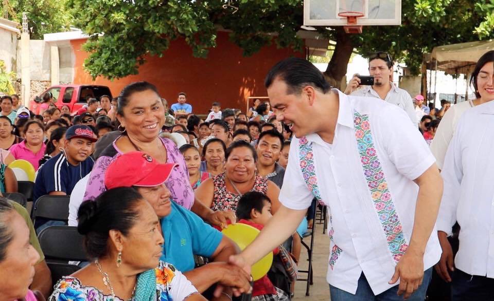 JuanZepeda_'s tweet photo. En Campeche y Yucatán el compromiso es la unidad. Gracias por el recibimiento. #Unidad2018 🤘🏻 https://t.co/iEio3IGrla