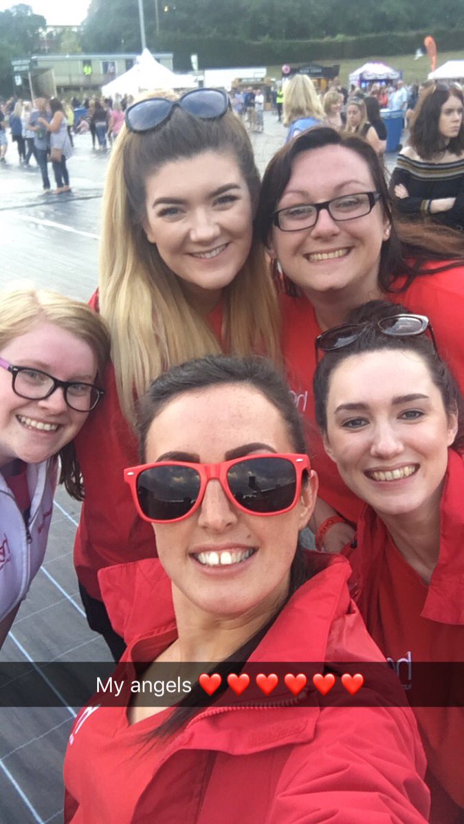KatieYoud's tweet photo. What an amazing shift with my angels!!!! I love my job πβ€οΈ #HeartAngels #BryanAdams #EiriasPark #BAColwyn https://t.co/AEcUeTIaNd