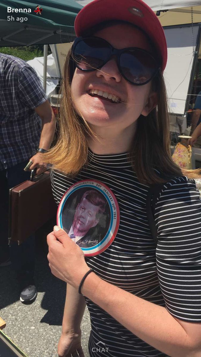 laurgarc's tweet photo. my teeth look great in @BrennaParker1's snapchat #cresttoothpaste #notanad #notsponsored https://t.co/nTkJnEZozX