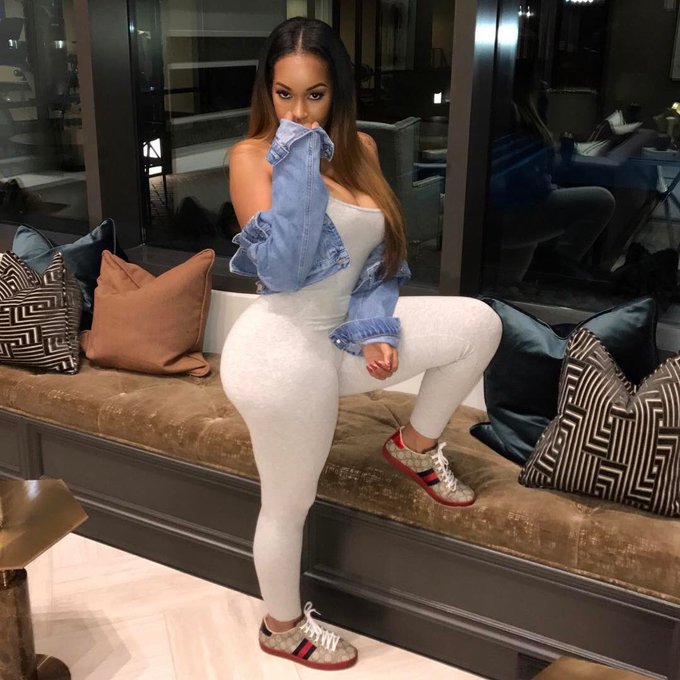 Come here 😏 #FAME https://t.co/YNjZwCZaNd<a href="/tag/fame"class="tags">#FAME</a>