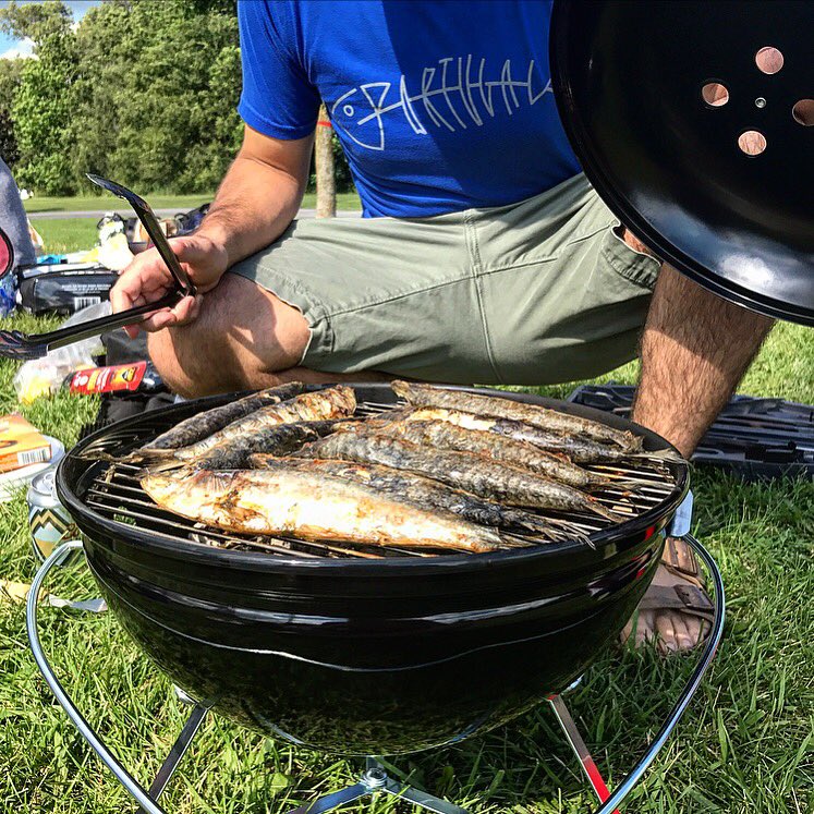 FoodieDateNight's tweet photo. Dress For The Job You Want, Not The One You Have🐟 #SmokingBats⚾️ https://t.co/vt7Fj2Y2jL