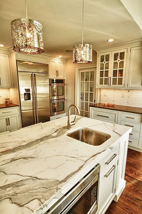 vcreekdecor's tweet photo. Glamorous White Kitchen with ... - https://t.co/wmuPKf2RWb
#ElegantKitchen #ElegantLights #GlamorousKitchen https://t.co/8Vu5jhmkFc