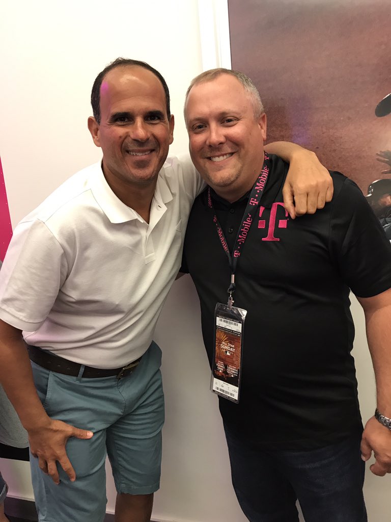 RRivera0822's tweet image. #asweek having fun in suite with Marcus Lemonis &amp;amp; @TMobileAtWork @bnash001 @JonFreier
