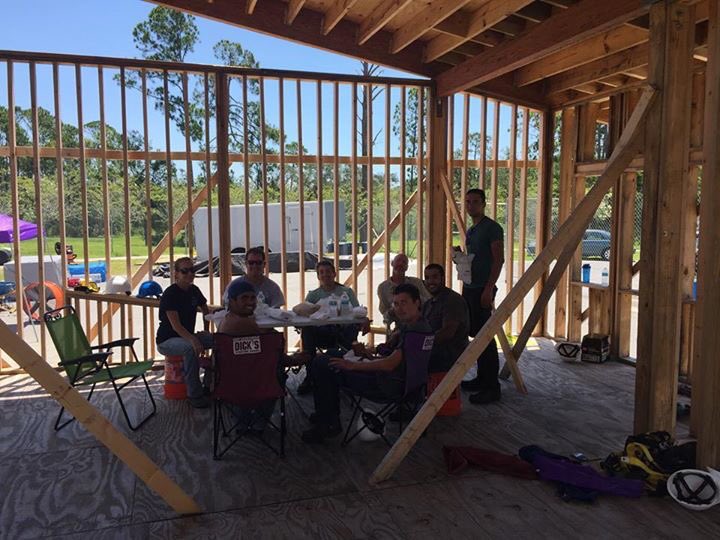 teamdb2017's tweet photo. Roof is on! #sd2017 https://t.co/zH2IUMDT73