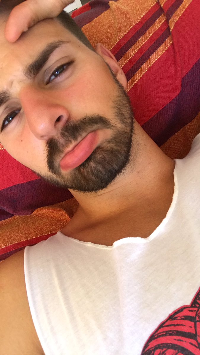 Buenas noches guapos ☺️