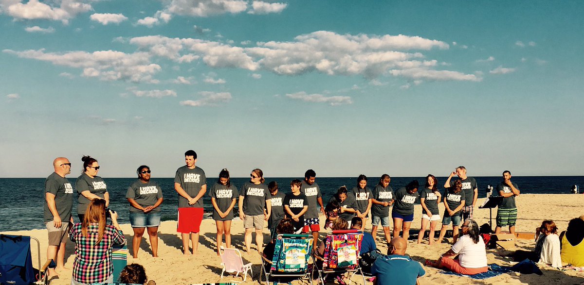 livethelight's tweet photo. Amazing evening at #searchlightchurch #baptized 16 people at the #beach #LongBranch #NorthEnd #IHaveDecided #GoingPublic https://t.co/ZSmkjrzFMJ