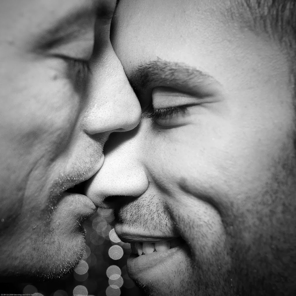 Barbalberoo's tweet photo. I will write gay erotica just for you for $5 on #Fiverr #erotica #gay #hot #romance https://t.co/zFulsYerVc https://t.co/HCFdXl0lrq