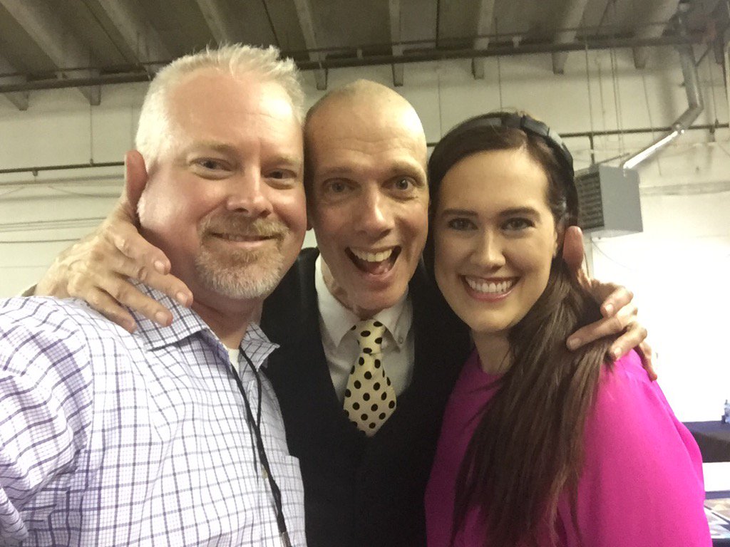 CitizenJD's tweet photo. Me, Doug Jones, and @KatherineCahoon at #CheyenneComicCon https://t.co/MP62W81loS
