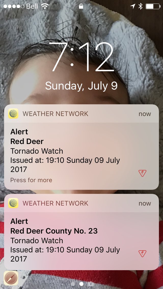 elivingstone21's tweet photo. So the flags at the fire hall just changed direction.... #stormwatch #reddeer #tornadowatch #dinnerinthebasement #staysafereddeer https://t.co/9WS65PecUJ