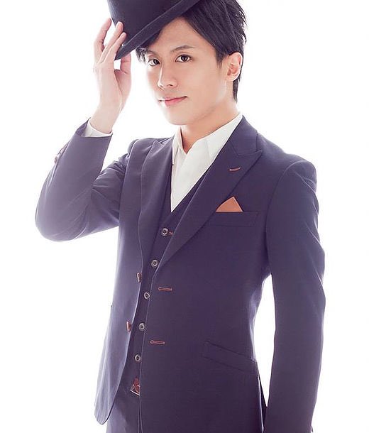 building_stage's tweet photo. 【Building H 
      スペシャルパフォーマンス】

本日は
マジシャンの橋本昌也さんと
フリースタイルバスケットボール
パフォーマーの micさんも参加！

ライブペインティングも本日最終日！

今日も暑くなりそうです。
お気をつけて
ぜひお早めにお越しください！ https://t.co/dq9WbZEOFz