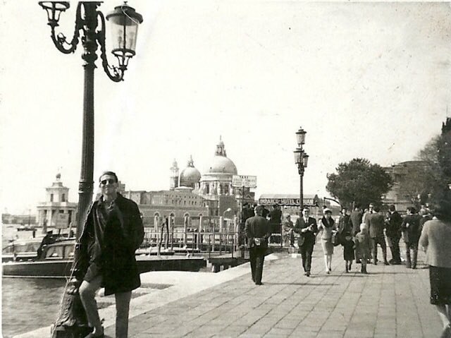 jack_tice's tweet photo. My grandparents in Venice circa 1966. It hasn't changed all too much in over 50 years https://t.co/jHxPpHNHri