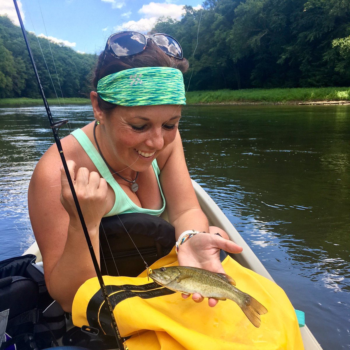 Hey <a href="/Fishtales01/">John Arway</a> does this look like a #smallie to you?? Just checking 😂😂 #paddling the #ClarionRiver from #cooksforest #fishpa