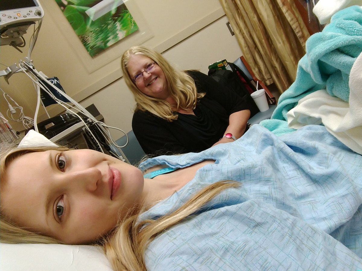 MICrohnsGirl's tweet photo. You're never too old to need your mama. Fever has gone down, but now we need to investigate causes. Thanks, #MamaDrake, for being here. π·β€οΈ https://t.co/yDNbW2kQWd