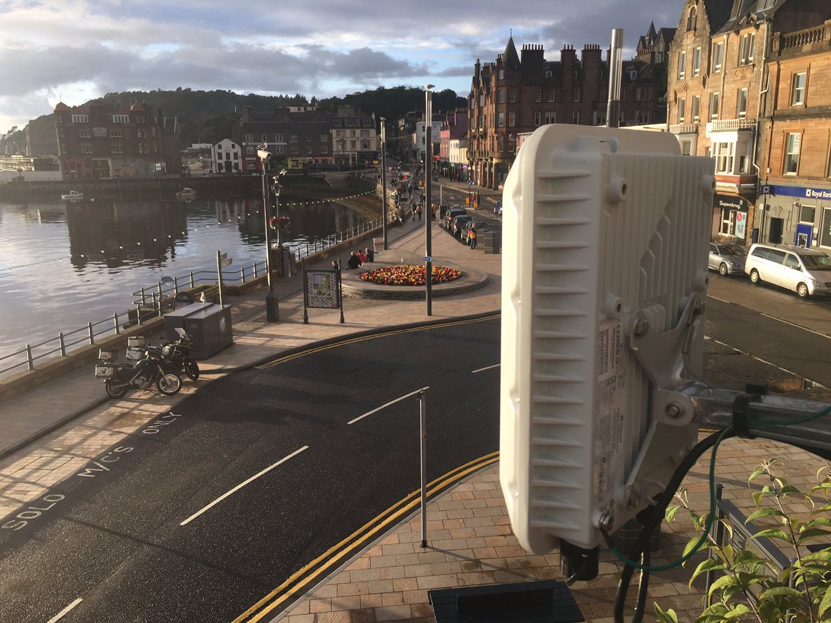 B0BBroadband's tweet photo. There's worst ways to spend a Sunday evening. #Oban #avoidingthe crowds #tourists #townWiFi #ruckus #unleashed #mimosanetworkspowered https://t.co/dxBSMAUoFB