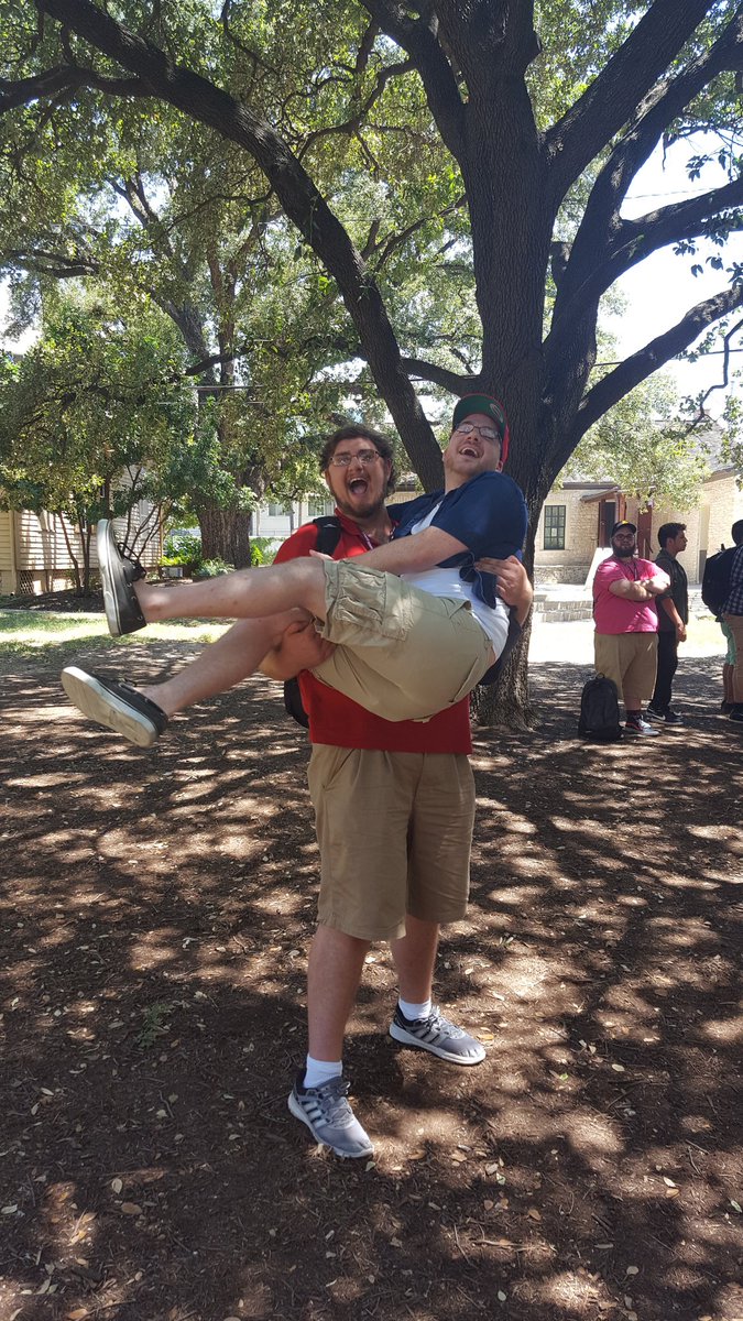 lamb_soren's tweet photo. Not matter what happens you always got the Boyz to support you. Thanks for being so awesome @SeanPoole. Hope to see you next year! https://t.co/dQeJ9Hz6F5