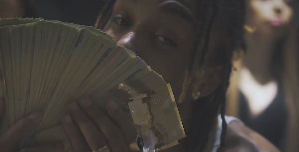 TorontoRappers's tweet photo. [NEW VIDEO] @Deeboyyjrr- Cash https://t.co/VlGT7lZz84 via @torontorappers https://t.co/88JM1lejcZ
