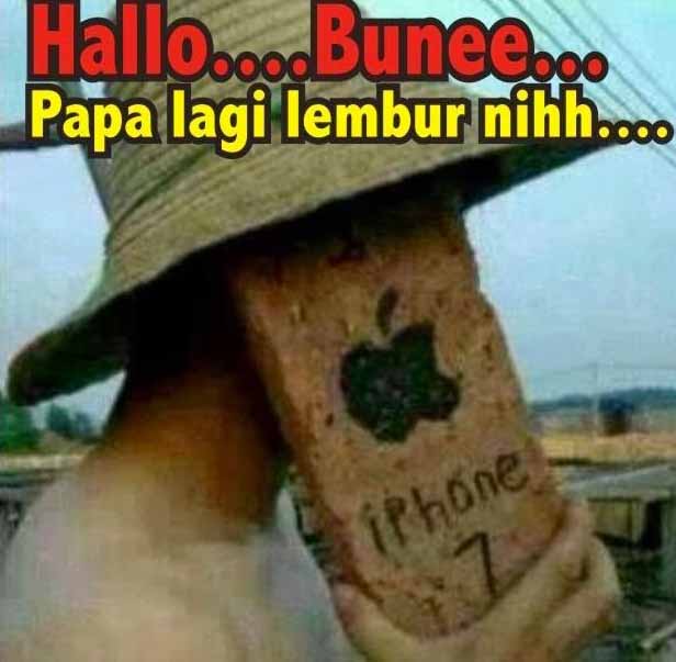 mrlempos's tweet photo. hp terbaru.. #mrlempos #PersibDay #KOKOBOP #CVCassieOpmen #ANTV_SENINSERBABARU #semangatpagi #SERBABARUDIANTVSENIN #programmer #humor #lucu https://t.co/9RzXe4ThZf