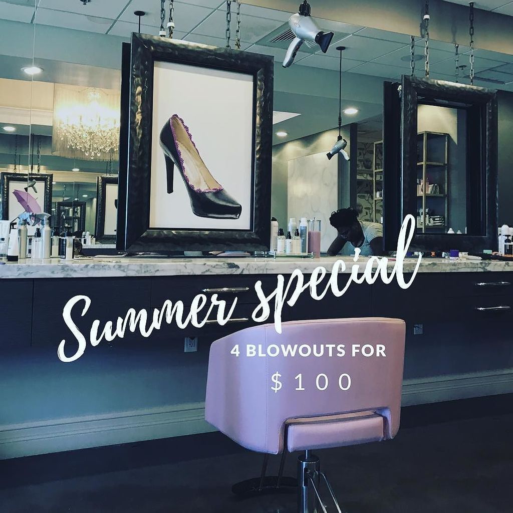 AirBarTweets's tweet photo. Best deal in town! 4 fabulous blowouts for $100. Must use all 4 by August 31.👙💜#summer #bestblowdryever #palmbeachgardens … https://t.co/jue62FvvOw