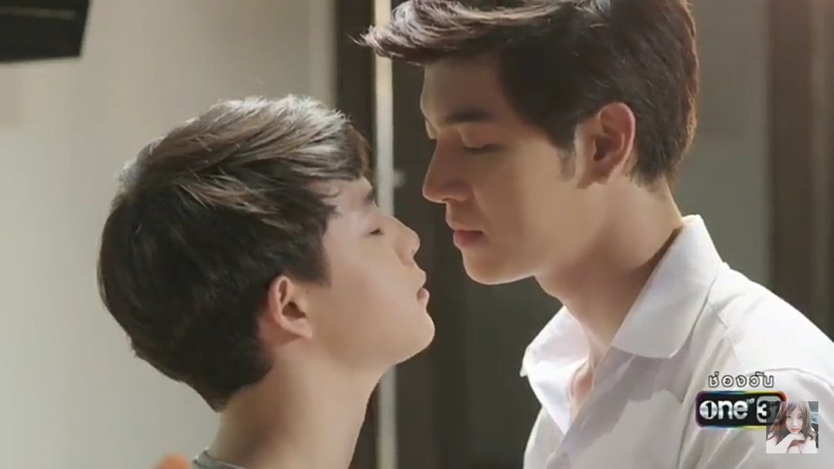 BA_REAM's tweet photo. ช่วงนี้  หมอป่าวาโยเนี้ย!!  ใกล้กันมาขึ้น เขิลล💓
#หมอป่าวาโย  #บาสเด็กอ้วนที่แท้จริง #ก็อตบาส  #เดือนเกี้ยวเดือนเดอะซีรีส์ #2Moonstheseries https://t.co/2vcH5SoPxi