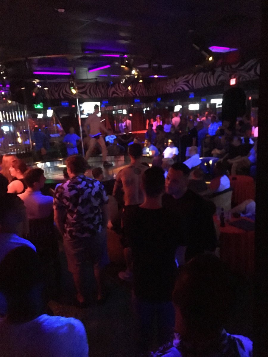 MenFullNudeTPA's tweet photo. The party has started. Catch the #SkinMen in action for your ending of your #SundayFunday. #MaleStrippers #LapDance  #TampaBay #Naked https://t.co/2RLLS87Hg9