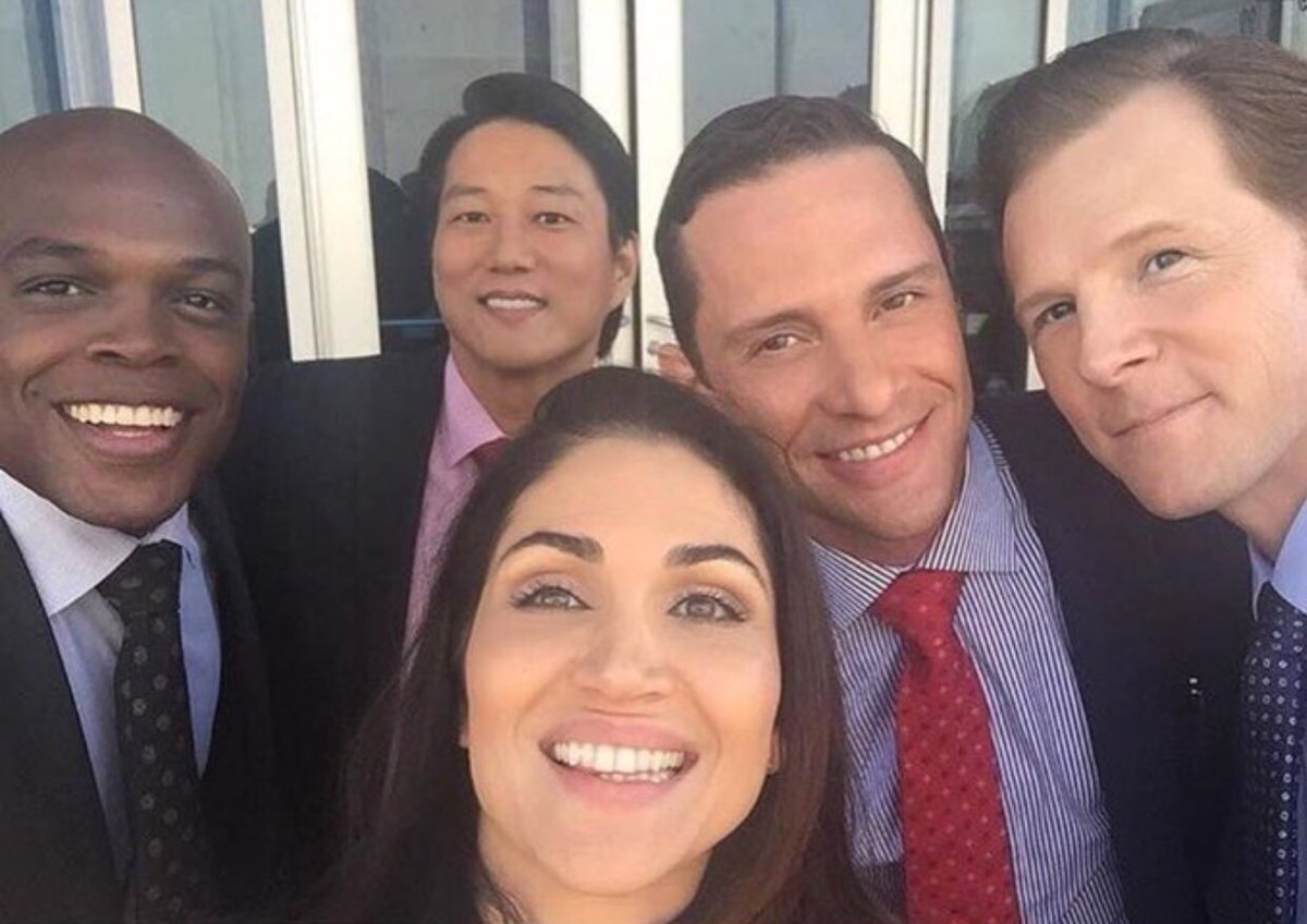 favoutpeaked's tweet photo. #PowerTV 

Y'all see humans ? I see snakes. https://t.co/xoIi04raJw