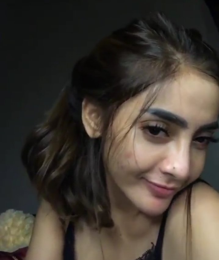 messyathaalib91's tweet photo. Uhhfff...muka kucel abis di gerayangin ama 2 kontol sekaligus semalam...gak tahan deh pengen lgi deh kayak semalam...🤗🤗🤗 https://t.co/dUfJS9QVGZ