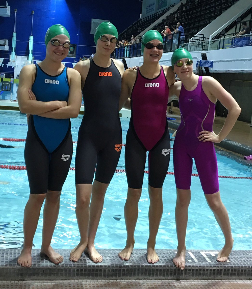 mjflyingfins's tweet photo. Cadence and Elyssa from MJKFF proud to rep Team Sask relay team at ManSask Long Course Championships https://t.co/EXLBThByIq