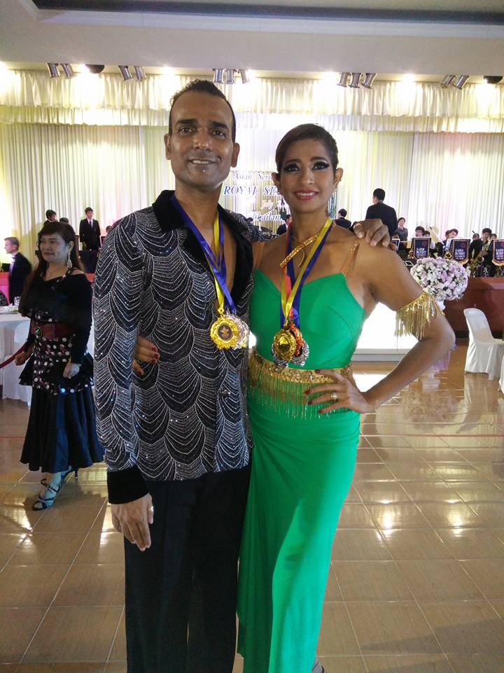 TVBI_mumbai's tweet photo. #8throyalsiamcupchampionship #tvbi #tanzverdenballroominternational #tvbifamily Founders making us proud in Bangkok this time :) More medals https://t.co/jawy2W9tam